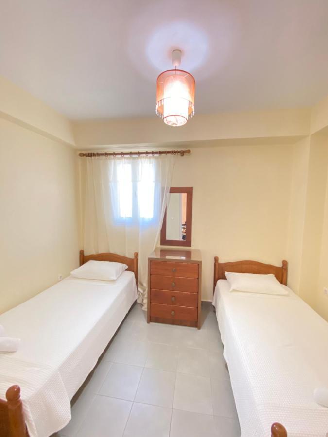 Veronika'S Apartment ฮีมาเรอ ภายนอก รูปภาพ