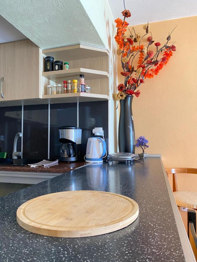 Veronika'S Apartment ฮีมาเรอ ภายนอก รูปภาพ